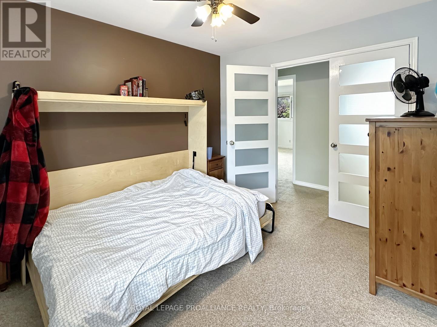 43 Dungannon Drive, Belleville, Ontario  K8P 5E7 - Photo 33 - X12301685