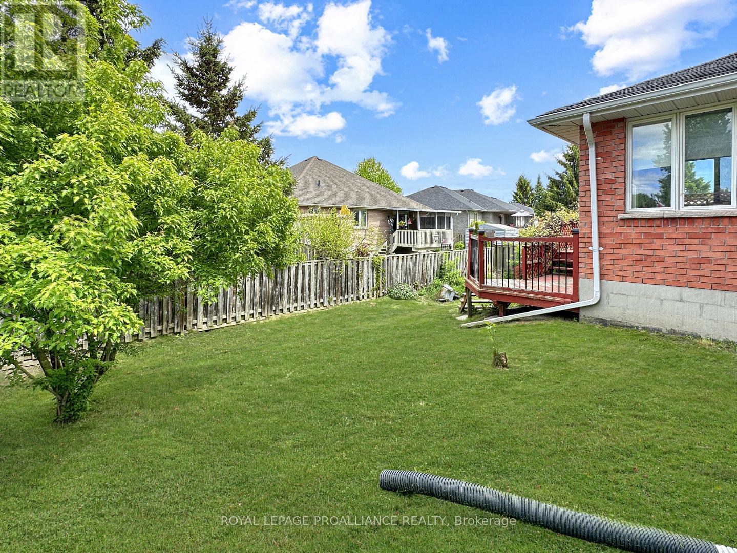 43 Dungannon Drive, Belleville, Ontario  K8P 5E7 - Photo 48 - X12301685