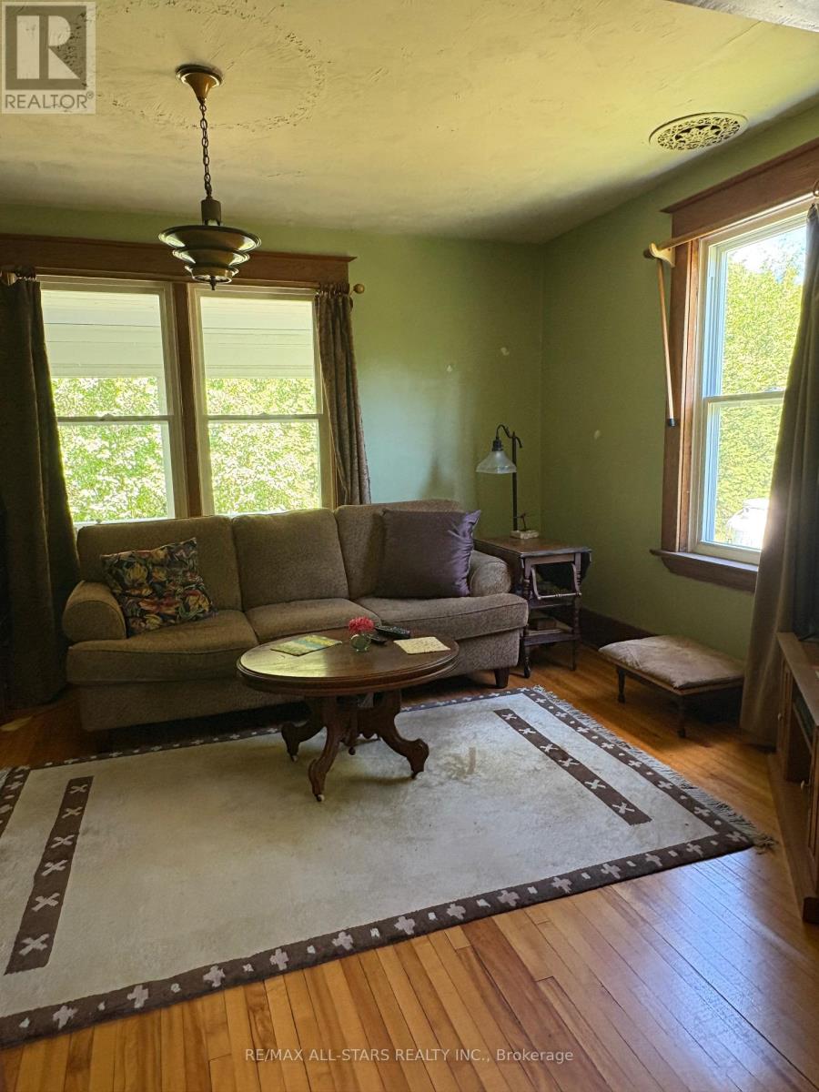 412 Cooper Road, Madoc, Ontario  K0K 2K0 - Photo 12 - X12304270