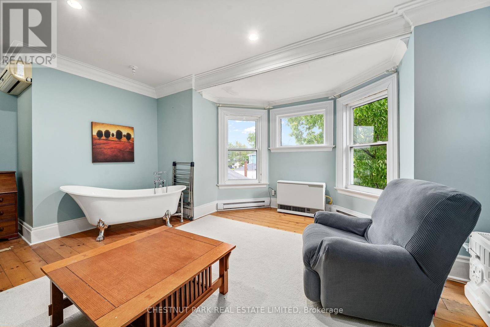 365 Main Street, Prince Edward County, Ontario  K0K 2T0 - Photo 19 - X12304572