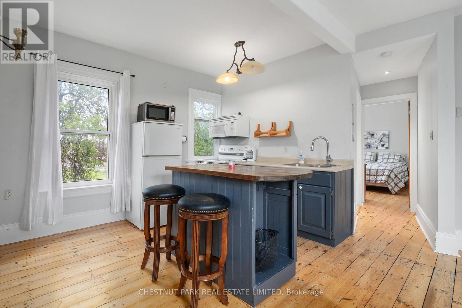 365 Main Street, Prince Edward County, Ontario  K0K 2T0 - Photo 30 - X12304572