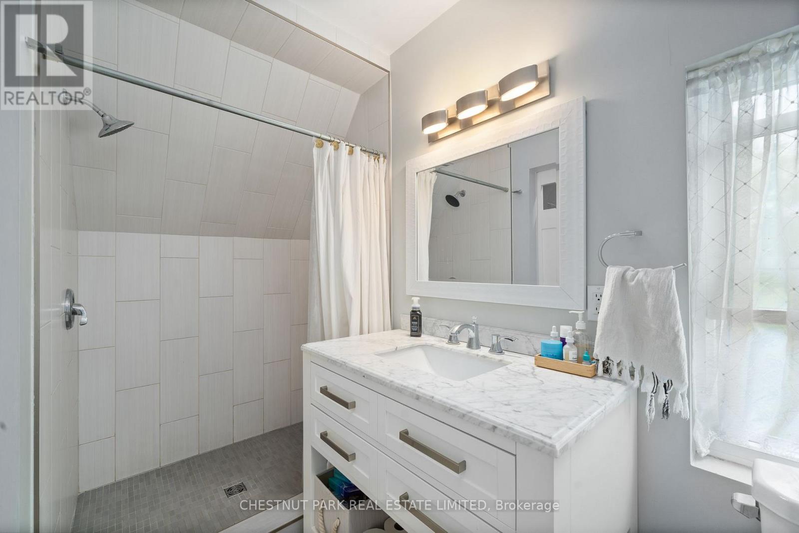 365 Main Street, Prince Edward County, Ontario  K0K 2T0 - Photo 44 - X12304572