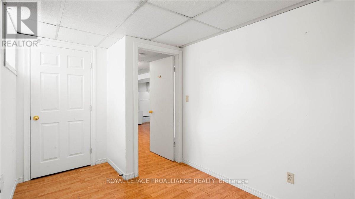 46 Tracey Street, Belleville, Ontario  K8P 2R5 - Photo 11 - X12305553