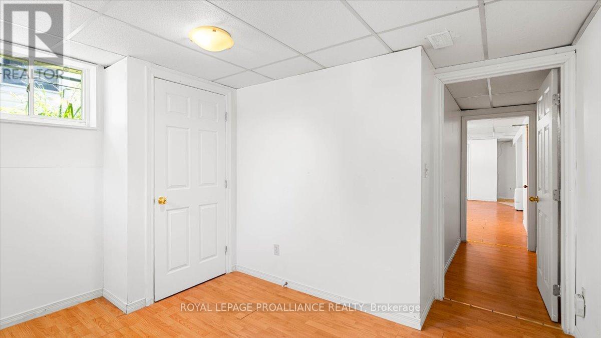46 Tracey Street, Belleville, Ontario  K8P 2R5 - Photo 13 - X12305553
