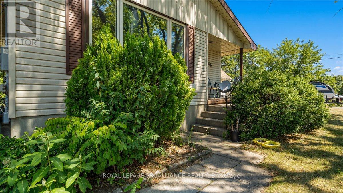 46 Tracey Street, Belleville, Ontario  K8P 2R5 - Photo 17 - X12305553