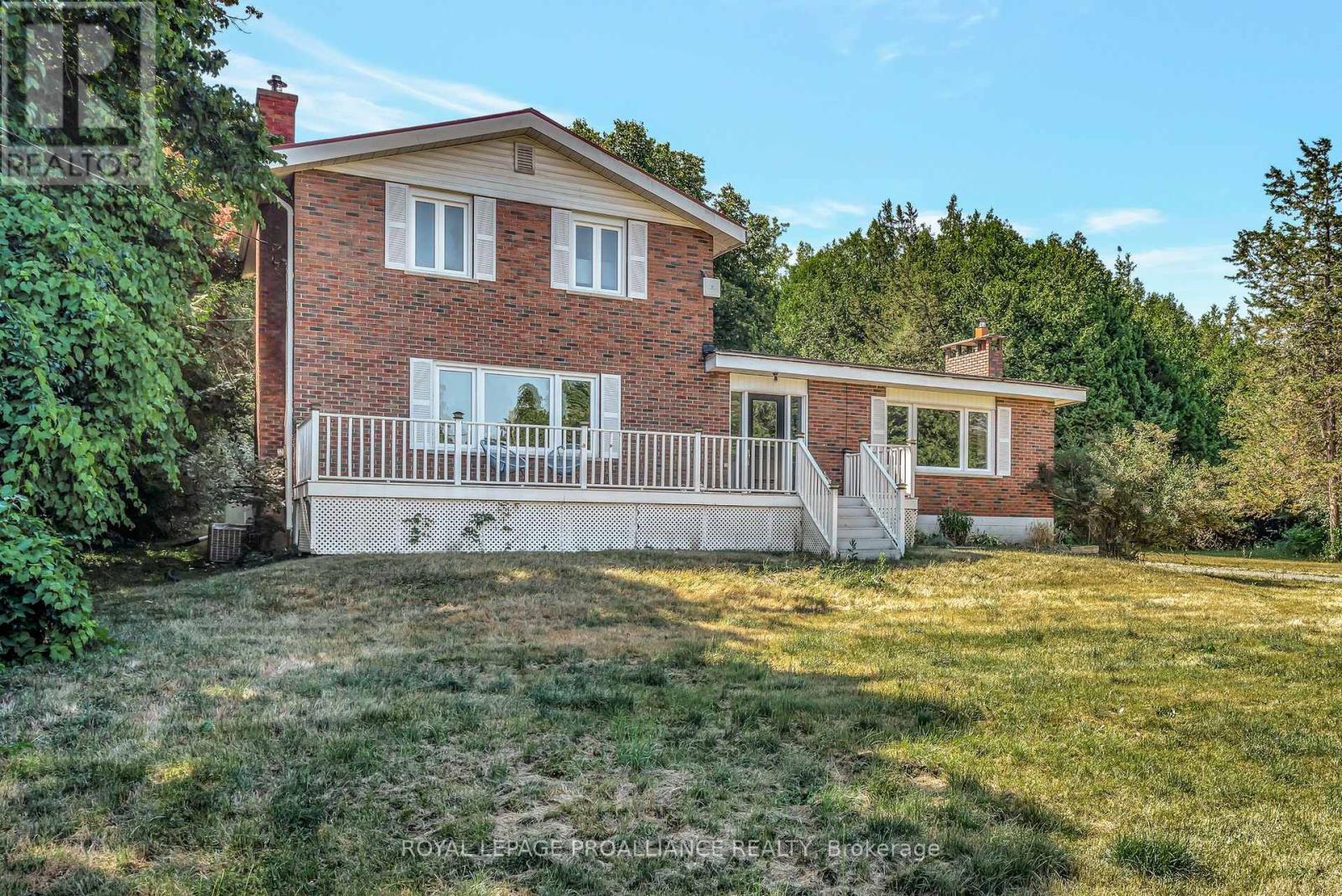 1692 North Big Island Road, Prince Edward County, Ontario  K0K 1W0 - Photo 5 - X12305786
