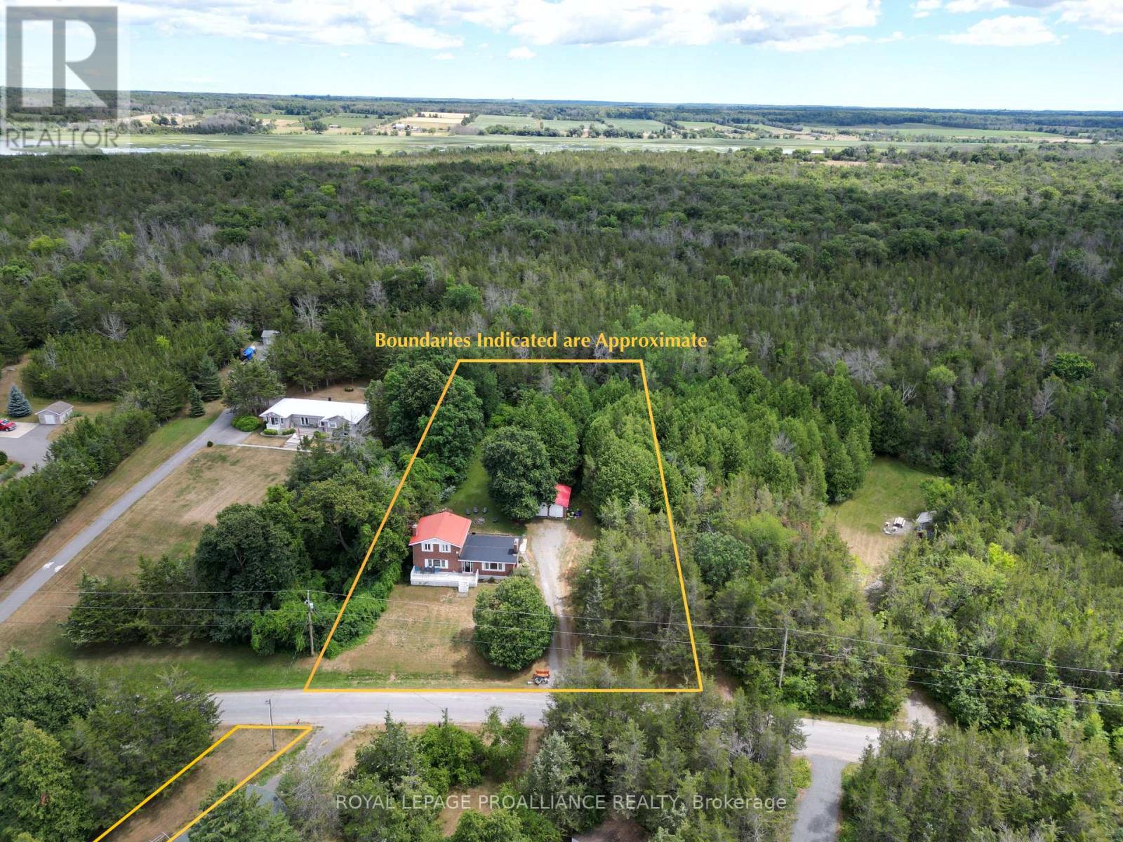 1692 North Big Island Road, Prince Edward County, Ontario  K0K 1W0 - Photo 6 - X12305786
