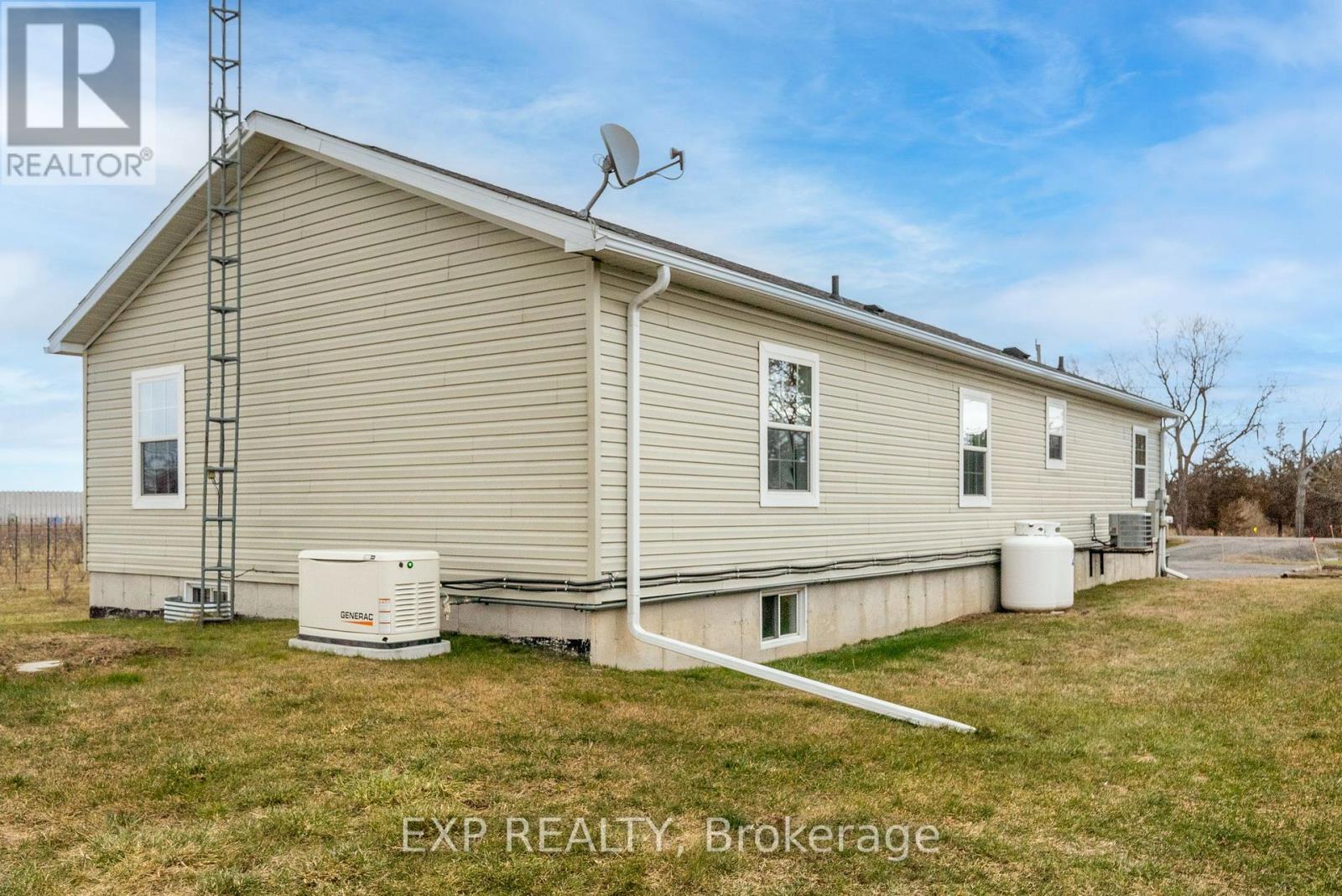 3589 County Road 8, Prince Edward County, Ontario  K0K 2T0 - Photo 36 - X12307182
