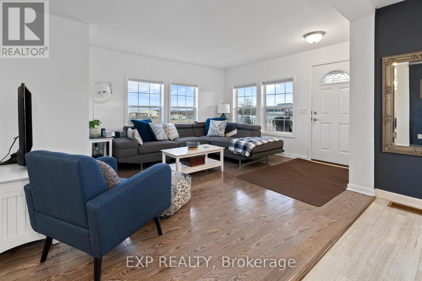 3589 County Road 8, Prince Edward County, Ontario  K0K 2T0 - Photo 7 - X12307182