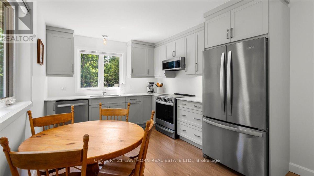101 Thompson Road, Centre Hastings, Ontario  K0K 2K0 - Photo 12 - X12307594