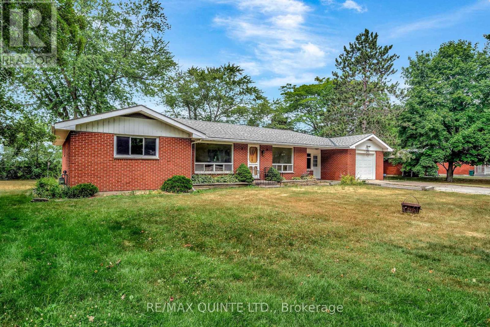 1462 County Road 12, Prince Edward County, Ontario  K0K 2T0 - Photo 4 - X12307944
