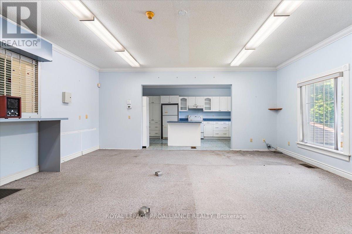 320 Colborne Street, Tweed, Ontario  K0K 3J0 - Photo 29 - X12308316