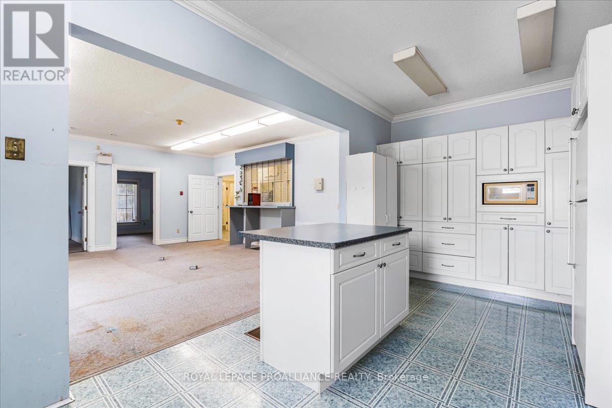 320 Colborne Street, Tweed, Ontario  K0K 3J0 - Photo 35 - X12308316