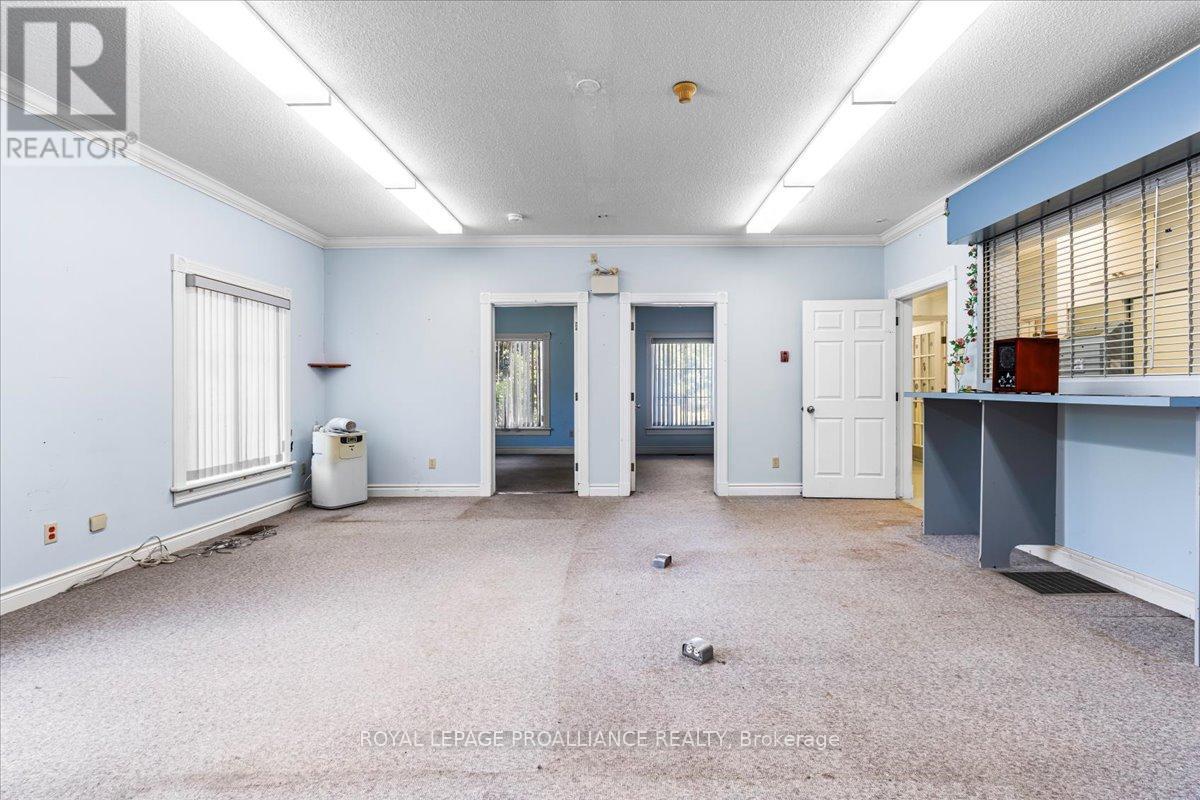 320 Colborne Street, Tweed, Ontario  K0K 3J0 - Photo 36 - X12308316