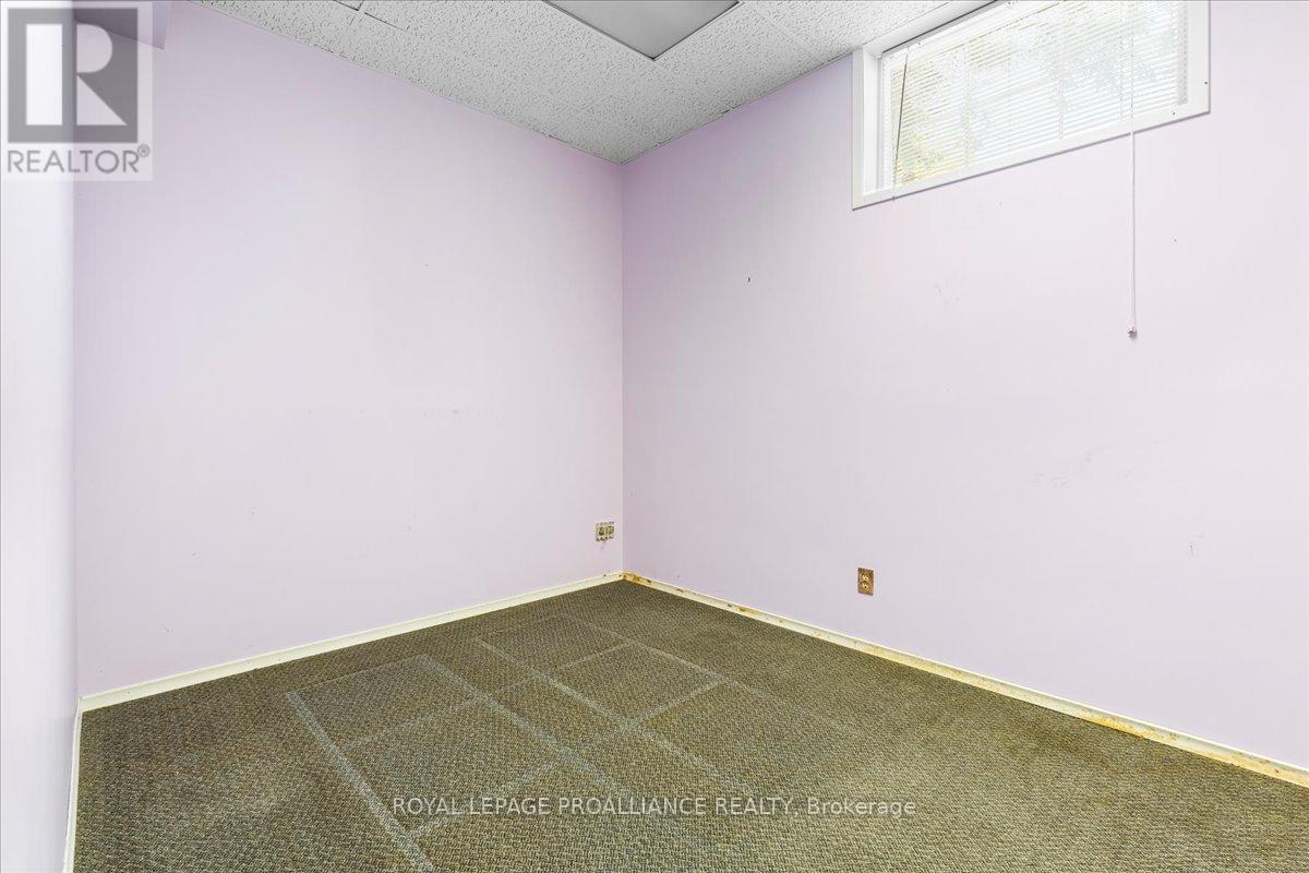 320 Colborne Street, Tweed, Ontario  K0K 3J0 - Photo 40 - X12308316
