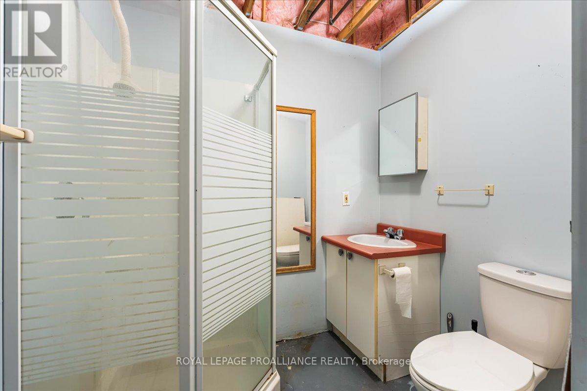 320 Colborne Street, Tweed, Ontario  K0K 3J0 - Photo 45 - X12308316