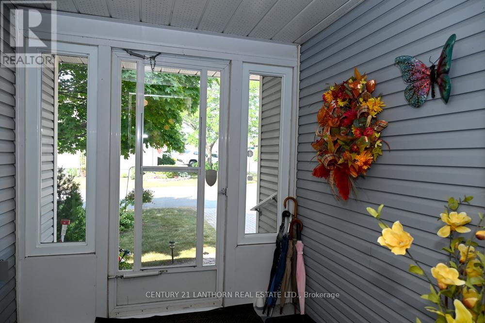 26 Heritage Drive, Prince Edward County, Ontario  K0K 3L0 - Photo 11 - X12310675