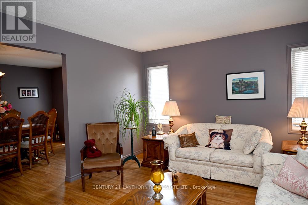 26 Heritage Drive, Prince Edward County, Ontario  K0K 3L0 - Photo 15 - X12310675