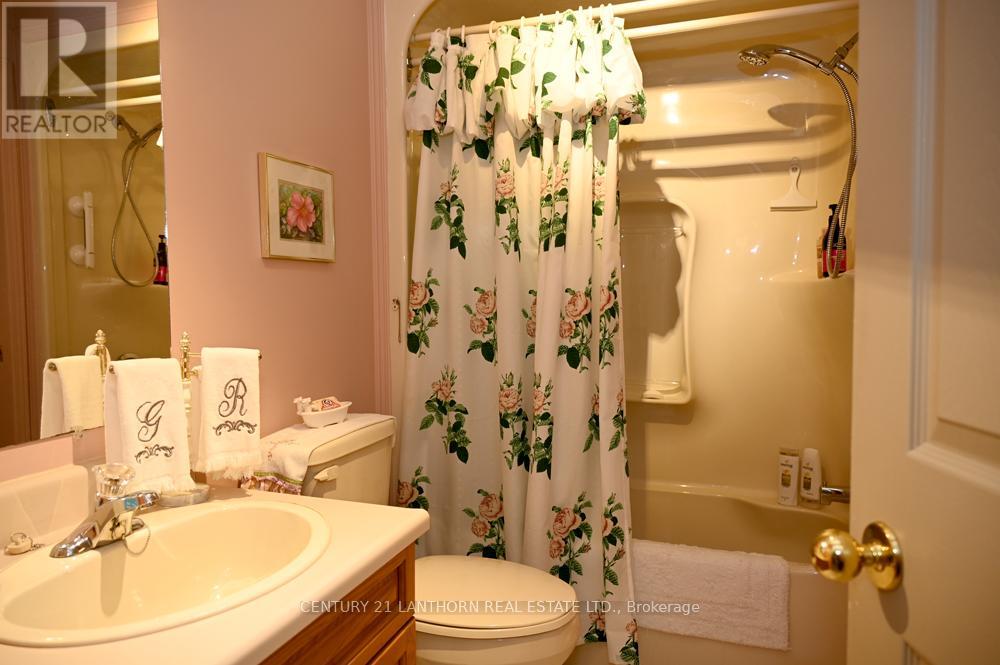 26 Heritage Drive, Prince Edward County, Ontario  K0K 3L0 - Photo 24 - X12310675
