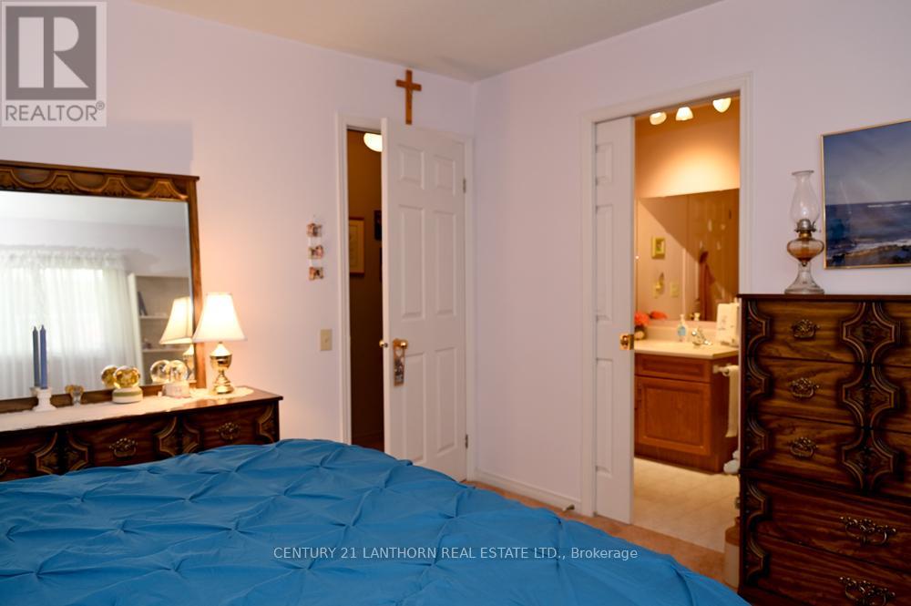 26 Heritage Drive, Prince Edward County, Ontario  K0K 3L0 - Photo 28 - X12310675