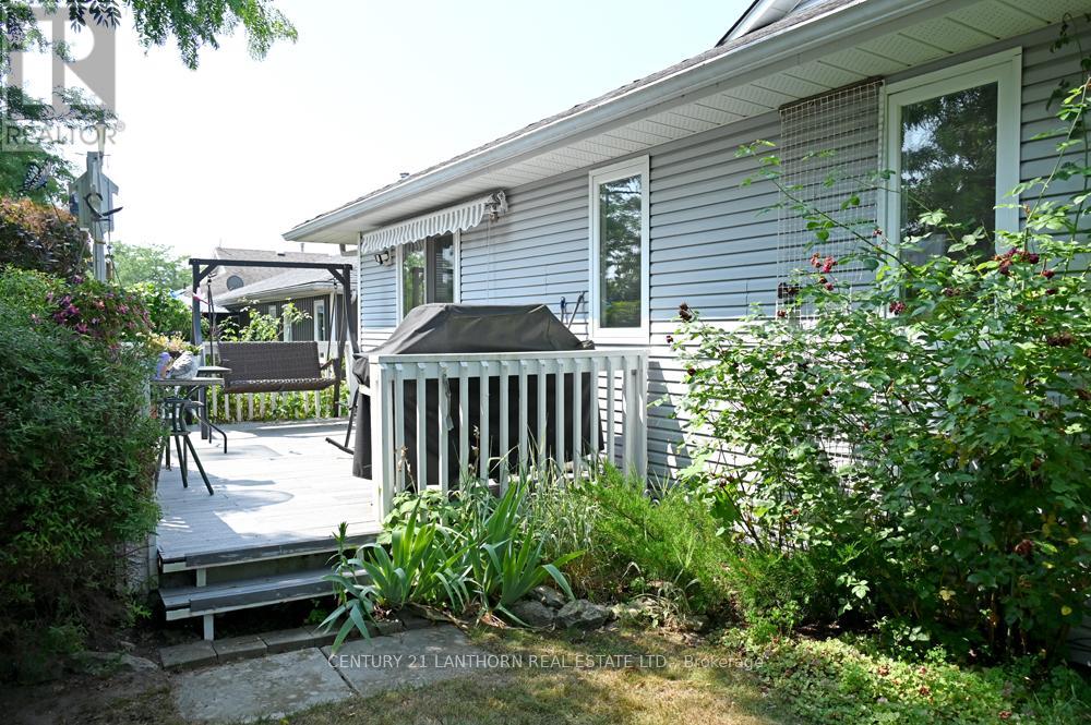 26 Heritage Drive, Prince Edward County, Ontario  K0K 3L0 - Photo 4 - X12310675