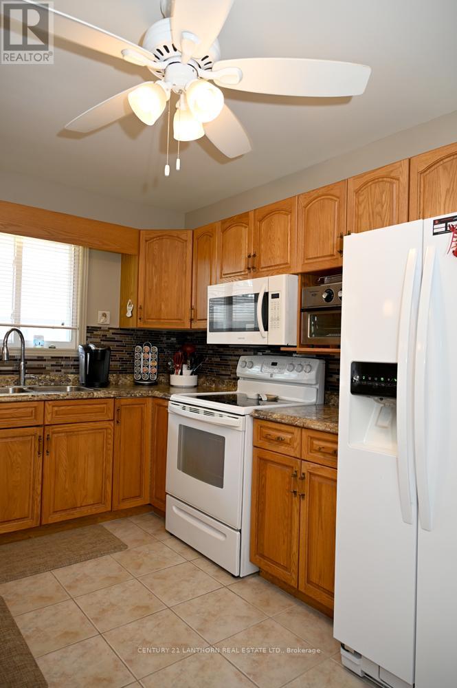 26 Heritage Drive, Prince Edward County, Ontario  K0K 3L0 - Photo 41 - X12310675