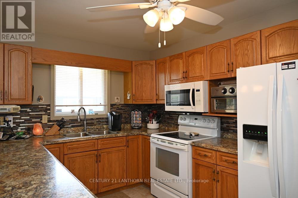 26 Heritage Drive, Prince Edward County, Ontario  K0K 3L0 - Photo 44 - X12310675