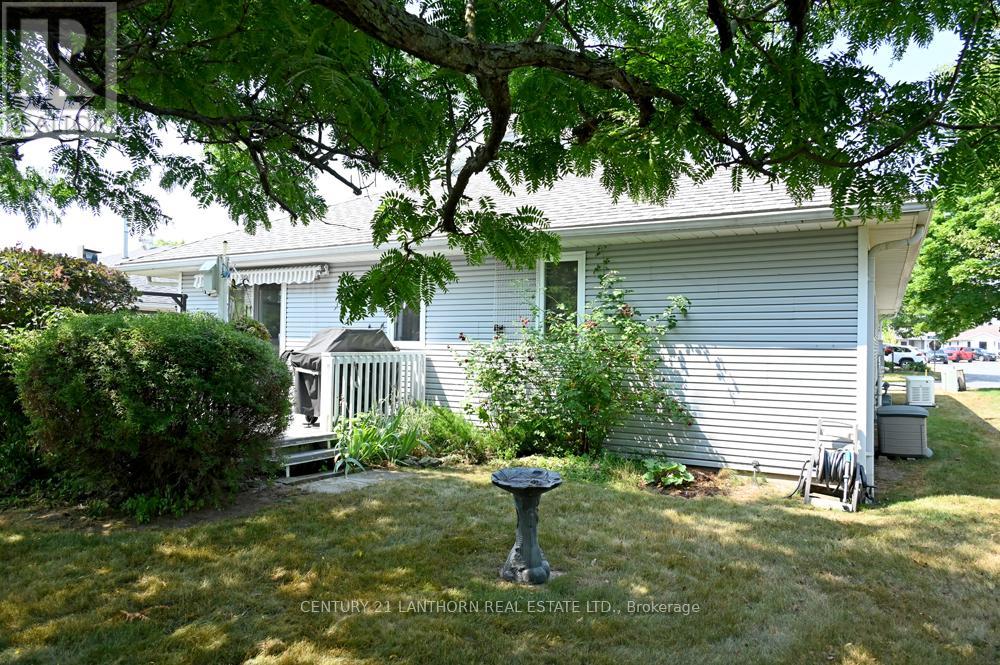26 Heritage Drive, Prince Edward County, Ontario  K0K 3L0 - Photo 8 - X12310675
