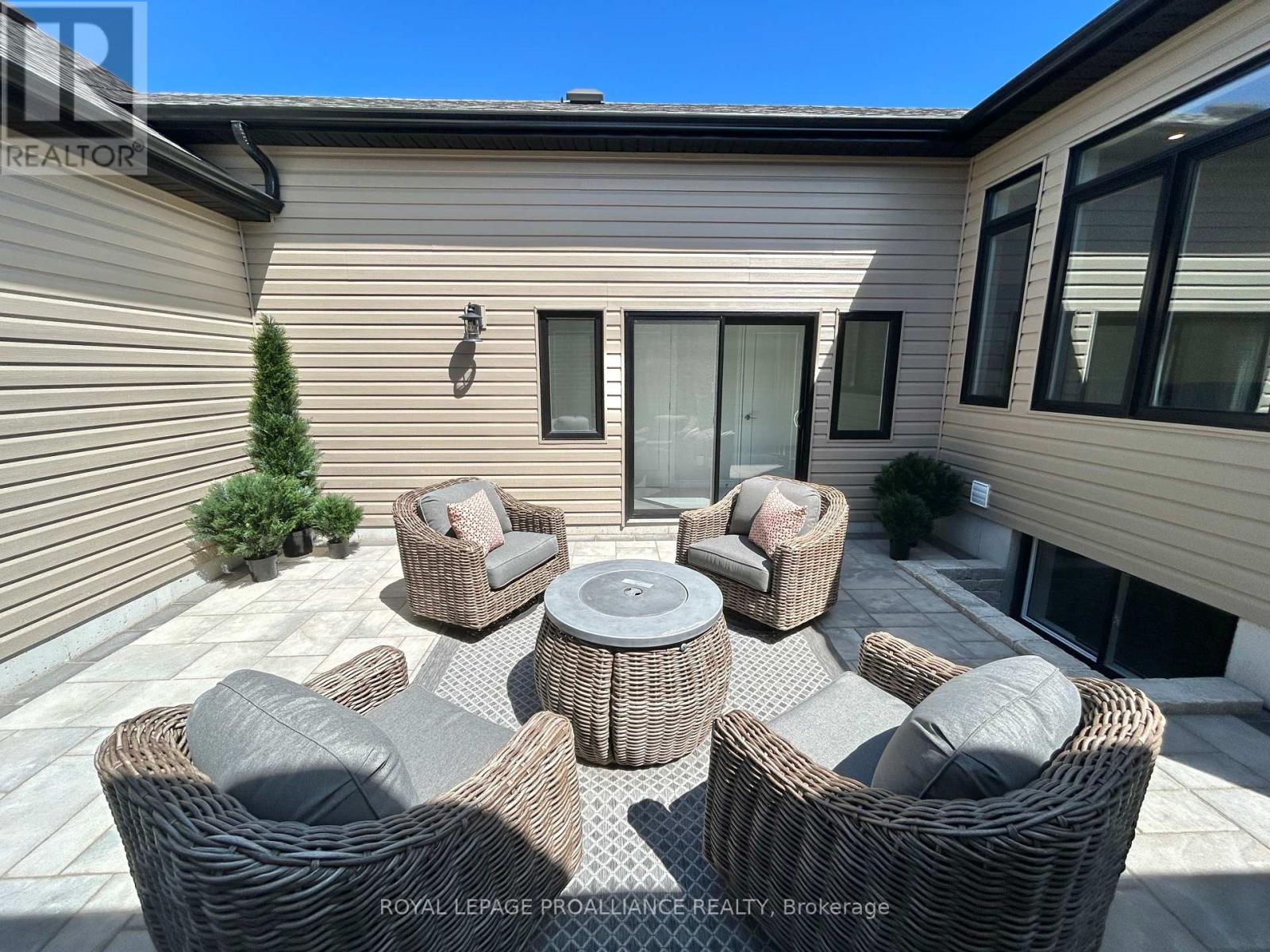 79 Athabaska Drive, Belleville, Ontario  K8N 0T1 - Photo 16 - X12311162