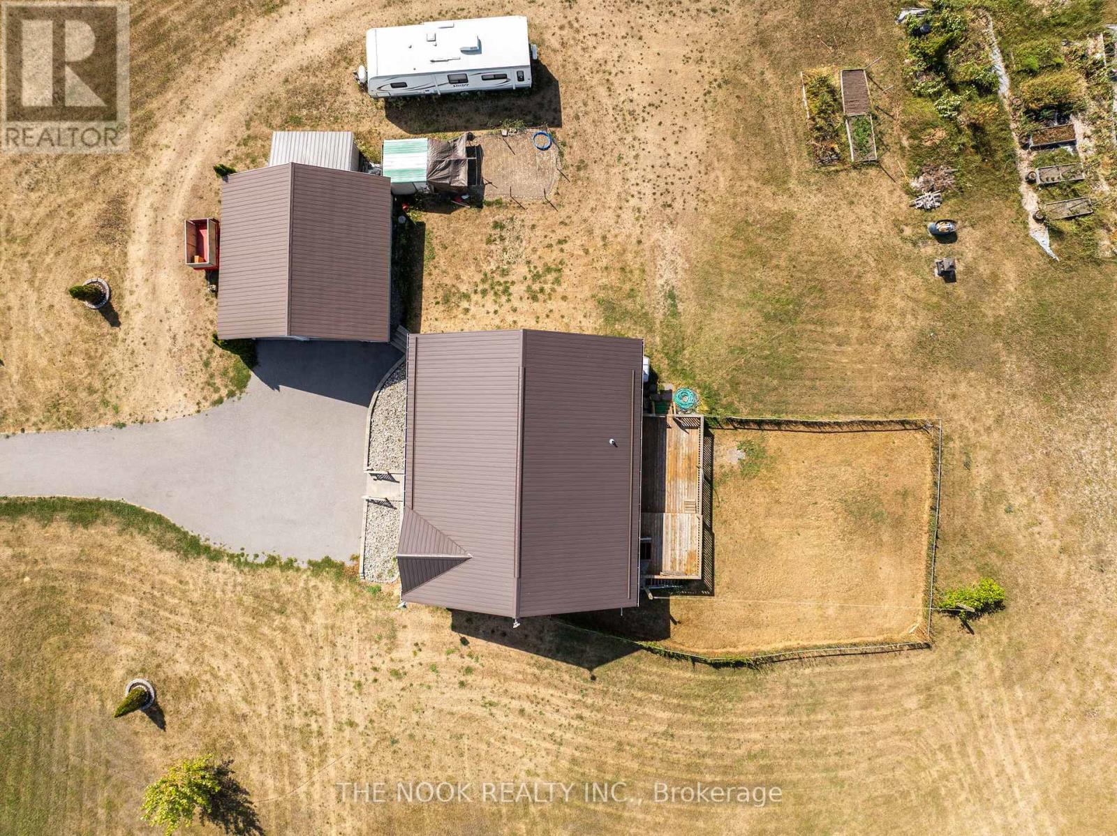 792 Danforth Road, Prince Edward County, Ontario  K0K 2J0 - Photo 4 - X12311232