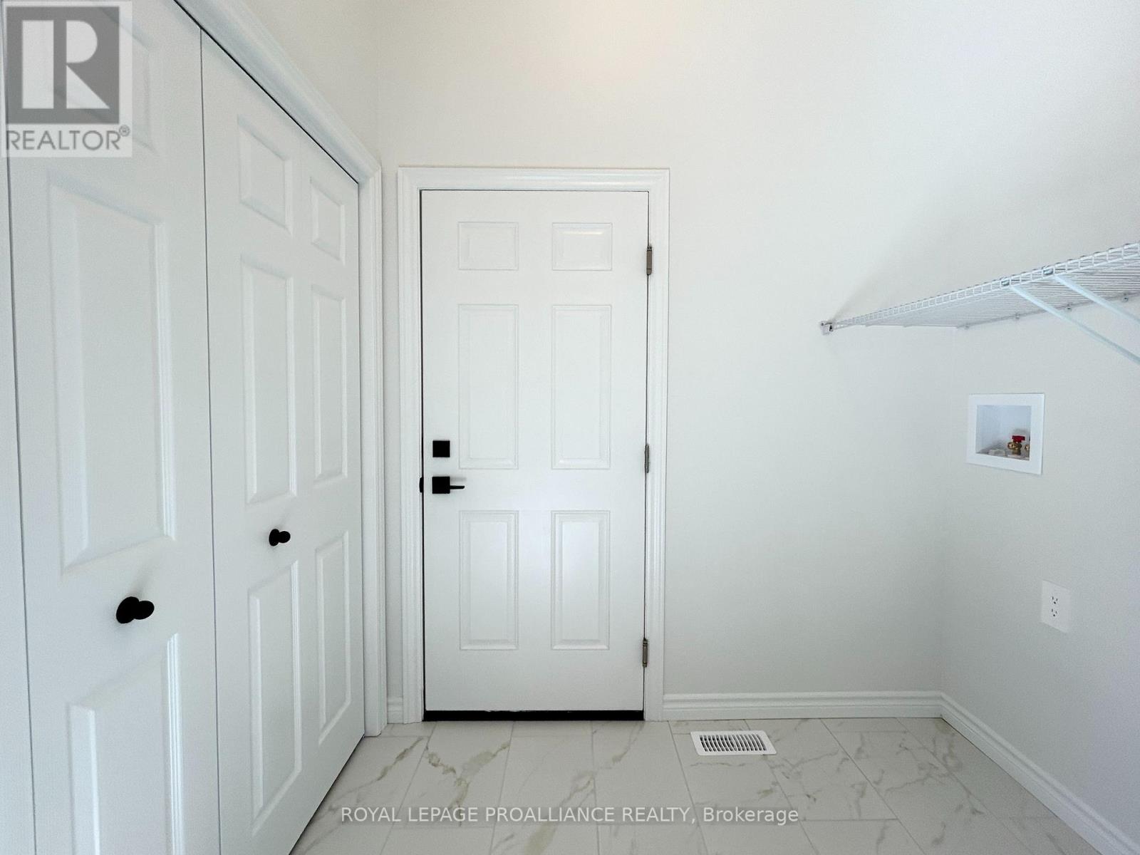 81 Athabaska Drive, Belleville, Ontario  K8N 0T1 - Photo 11 - X12311358