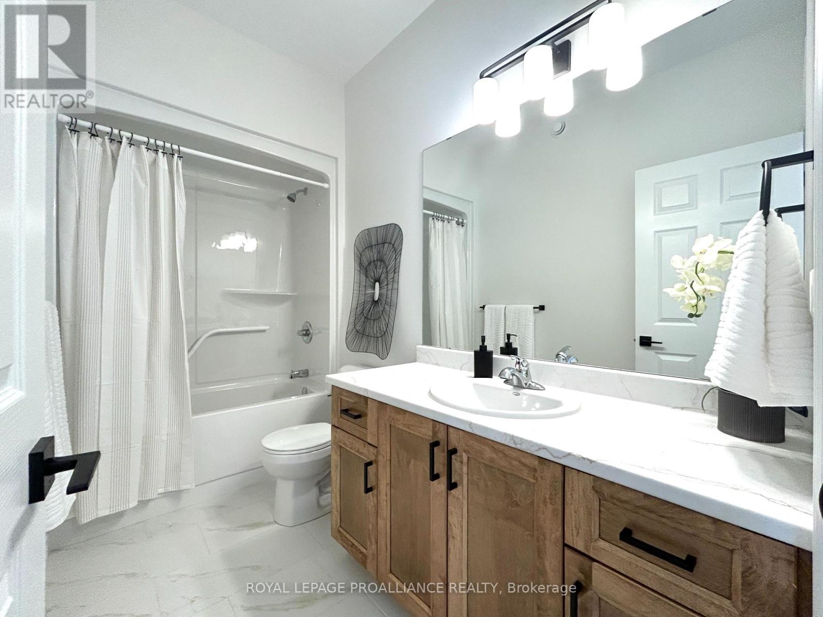 81 Athabaska Drive, Belleville, Ontario  K8N 0T1 - Photo 18 - X12311358