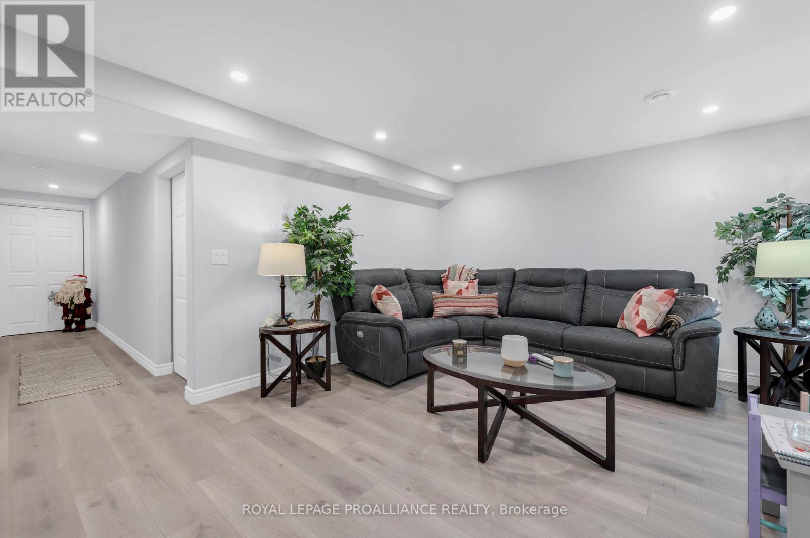 37 - 35 Albion Street, Belleville, Ontario  K8N 5Y8 - Photo 16 - X12311652
