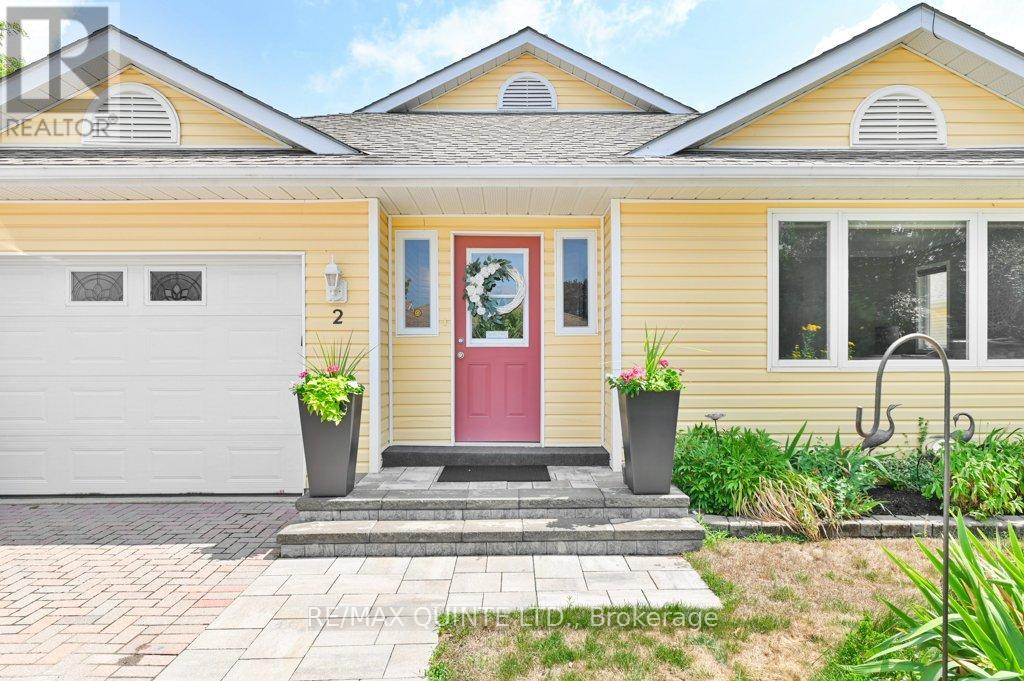 2 Heritage Drive, Prince Edward County, Ontario  K0K 3L0 - Photo 5 - X12313511