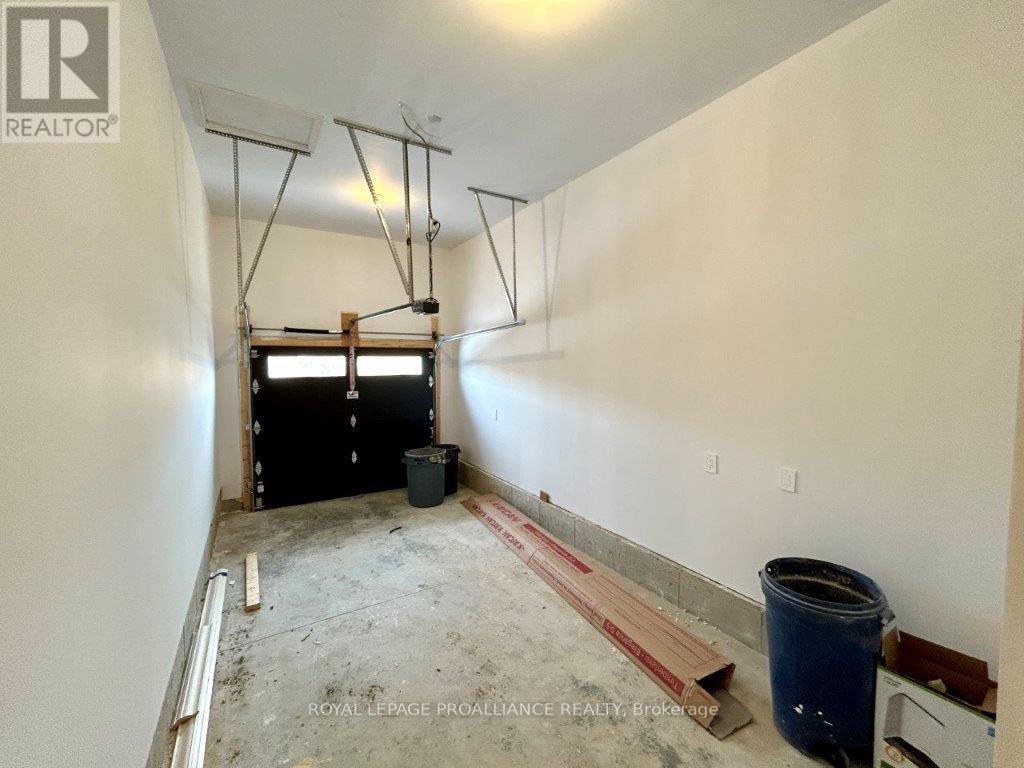 22 Riverstone Way, Belleville, Ontario  K8N 0S6 - Photo 13 - X12313754