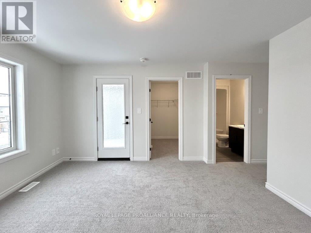 22 Riverstone Way, Belleville, Ontario  K8N 0S6 - Photo 16 - X12313754