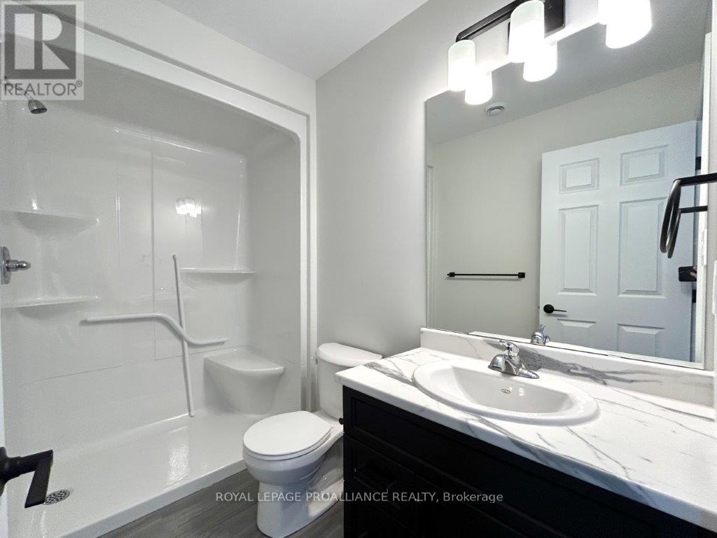 22 Riverstone Way, Belleville, Ontario  K8N 0S6 - Photo 18 - X12313754