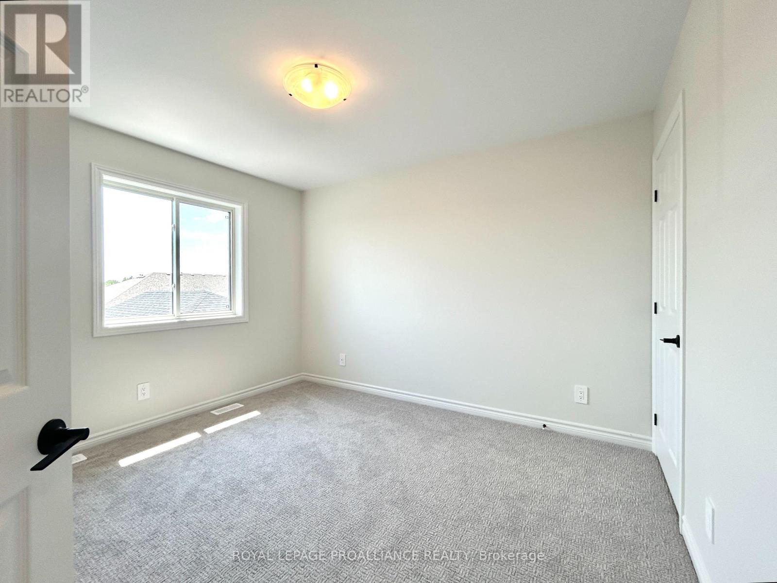 22 Riverstone Way, Belleville, Ontario  K8N 0S6 - Photo 19 - X12313754
