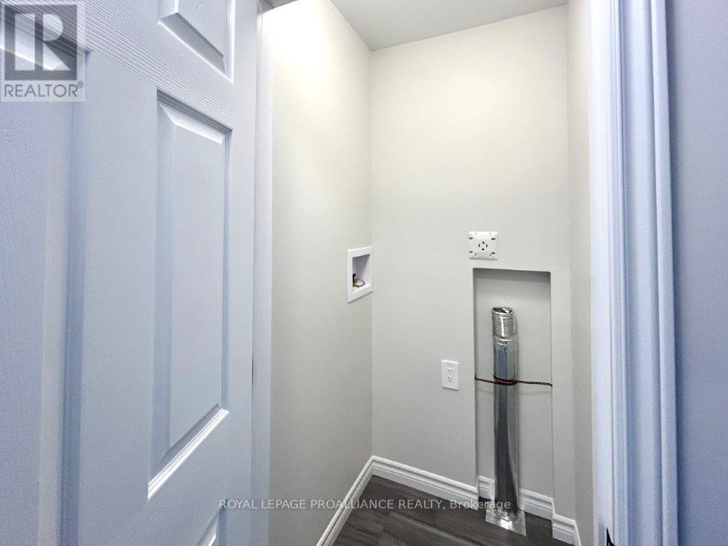 22 Riverstone Way, Belleville, Ontario  K8N 0S6 - Photo 22 - X12313754