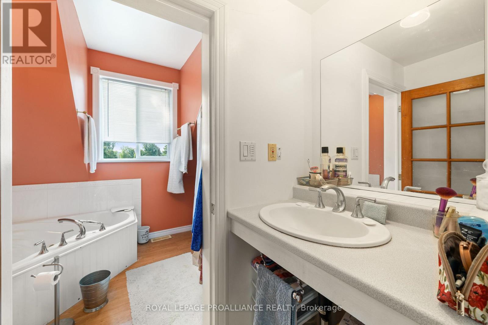 2925 County Road 10, Prince Edward County, Ontario  K0K 2P0 - Photo 27 - X12314107