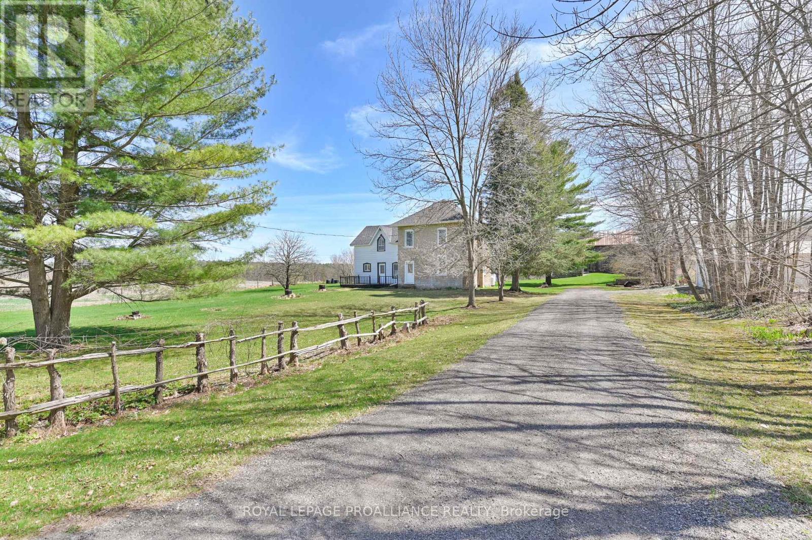 39 PALMATEER ROAD, Tweed, Ontario