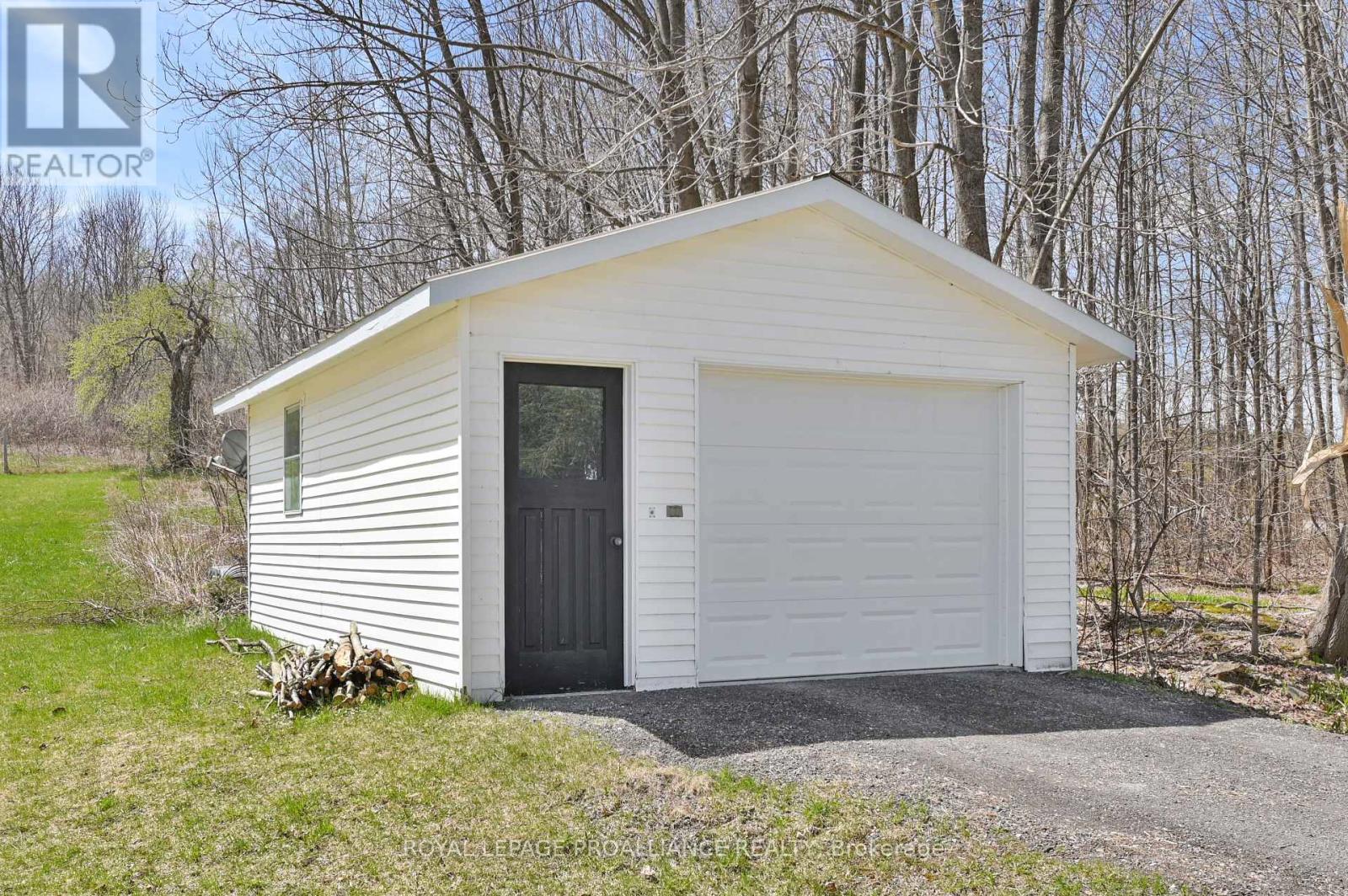 39 Palmateer Road, Tweed, Ontario  K0K 3J0 - Photo 32 - X12315534