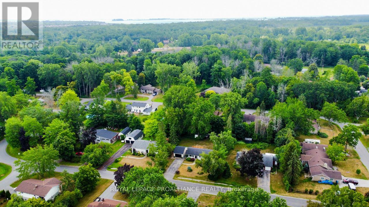 17 Princess Drive, Quinte West, Ontario  K0K 1L0 - Photo 47 - X12316985