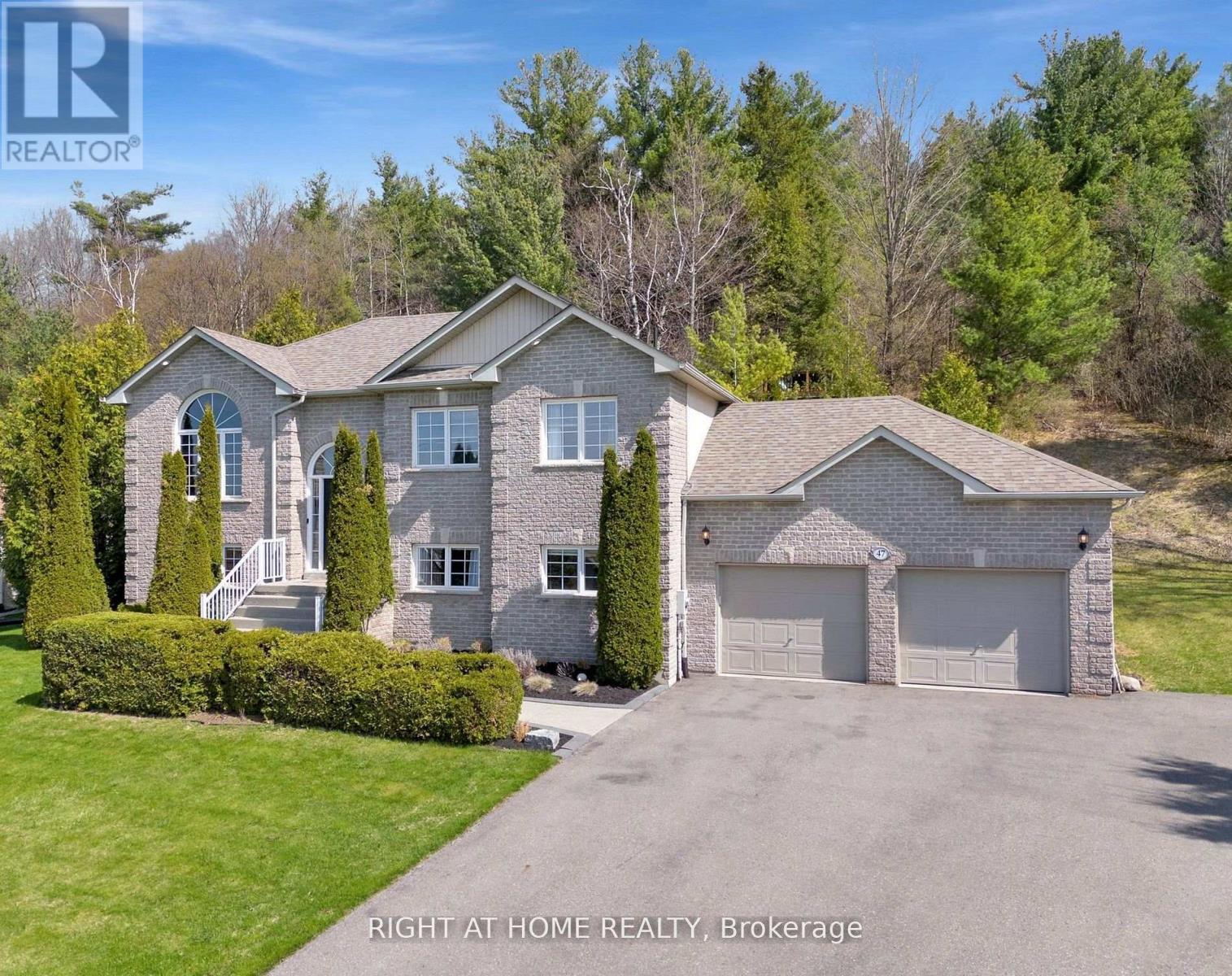 47 MEADOWLAND DRIVE, Hamilton Township, Ontario