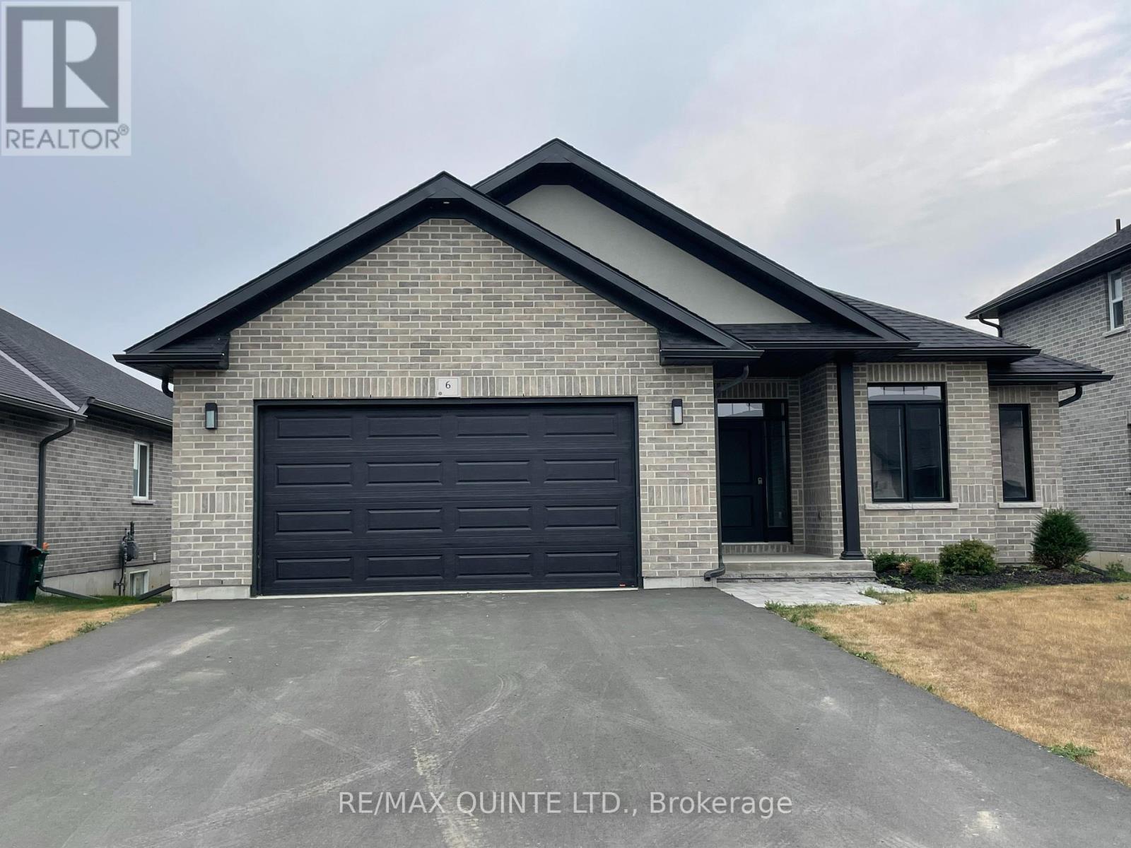 6 VAUGHN COURT, Belleville, Ontario