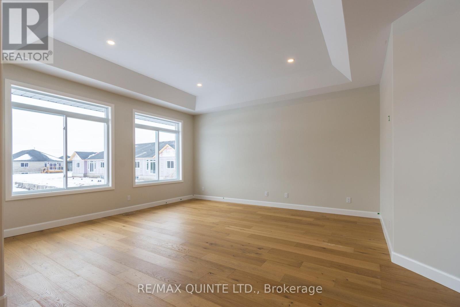6 Vaughn Court, Belleville, Ontario  K8N 0R7 - Photo 8 - X12318160