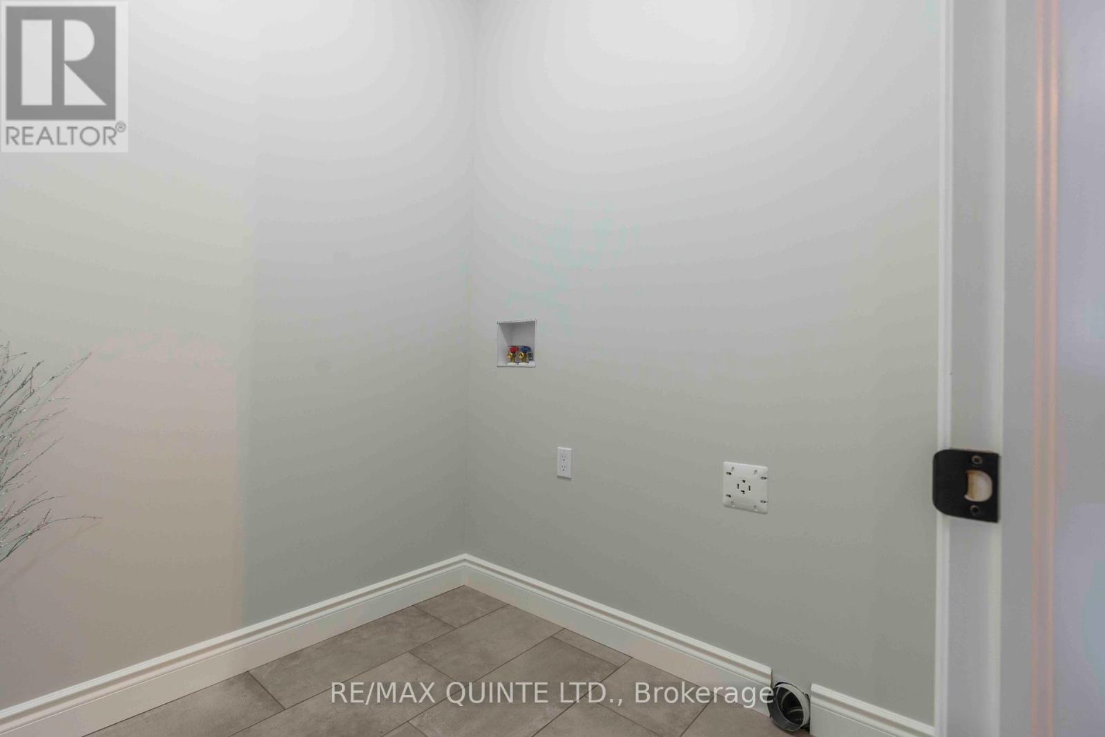 94 Raycroft Drive, Belleville, Ontario  K8N 0R4 - Photo 19 - X12318207