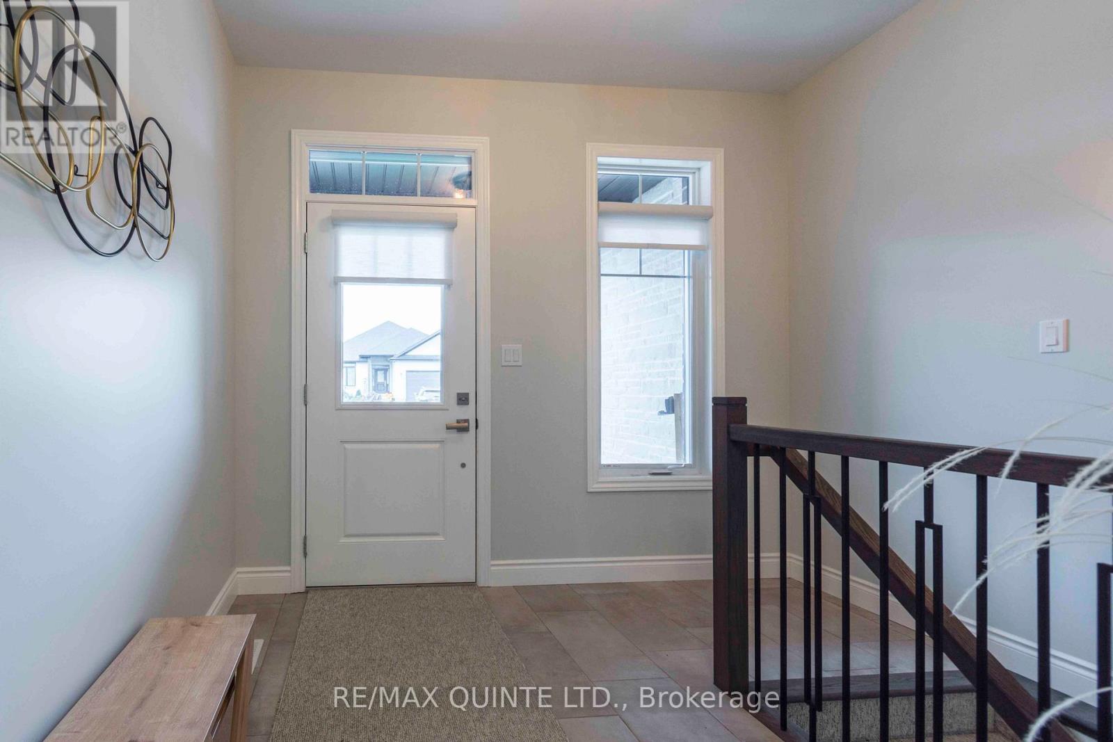 94 Raycroft Drive, Belleville, Ontario  K8N 0R4 - Photo 2 - X12318207