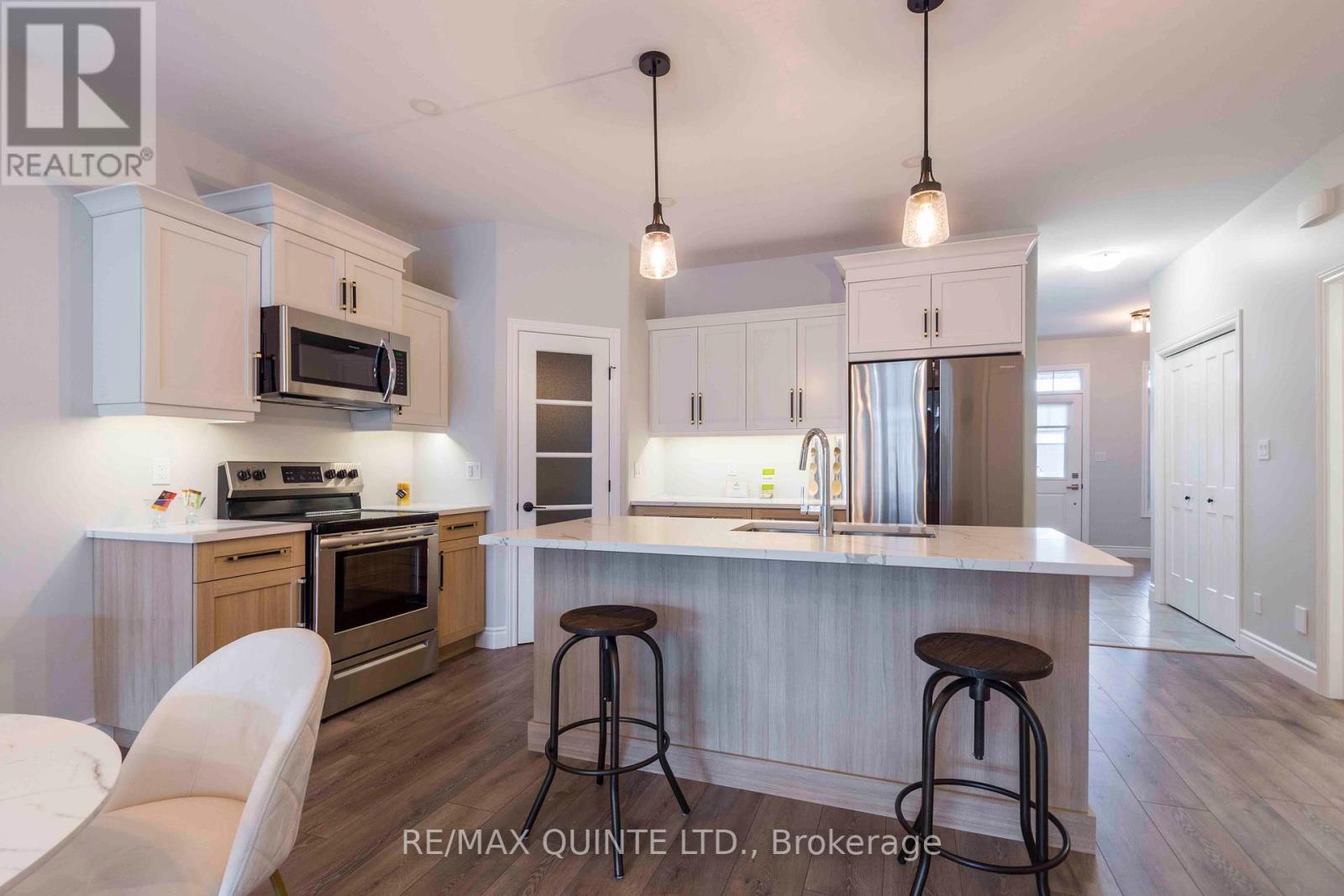 94 Raycroft Drive, Belleville, Ontario  K8N 0R4 - Photo 8 - X12318207