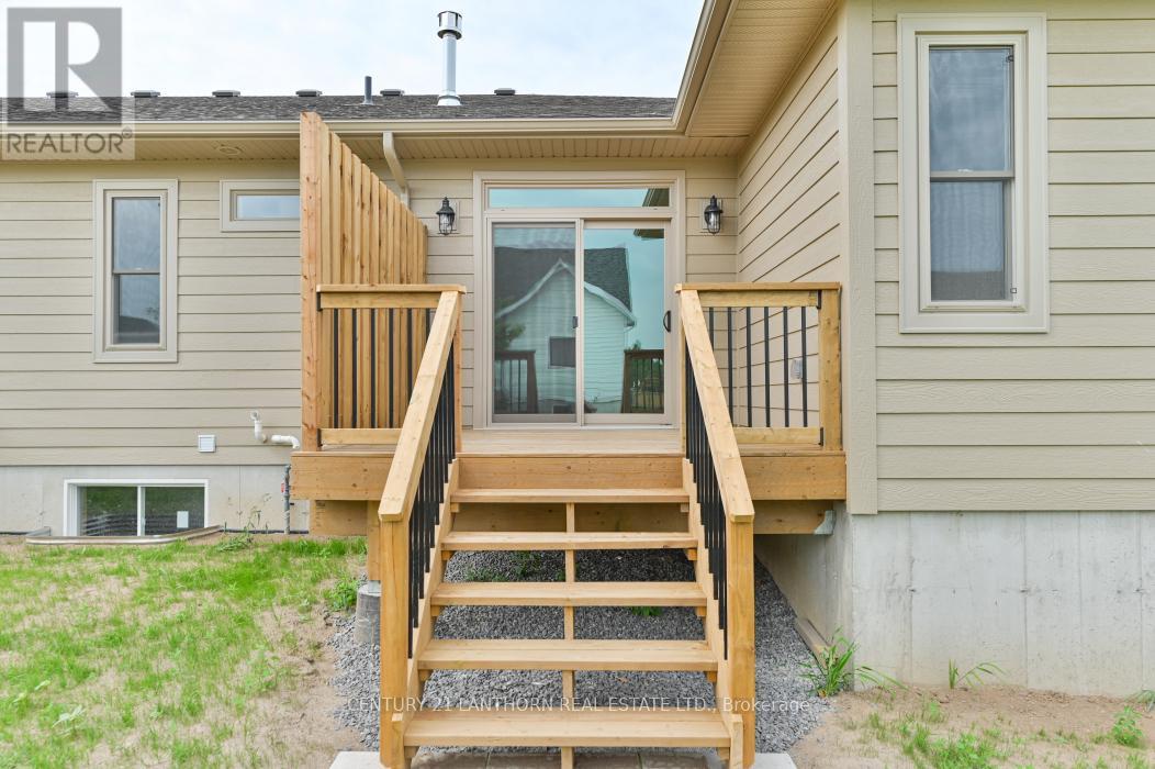 67 Seymour Street W, Centre Hastings, Ontario  K0K 2K0 - Photo 18 - X12319071